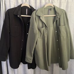 Mondetta Women’s fleece Button Up 