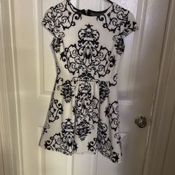 Size 5/6 2019 Macy’s-like NYE party dress  