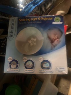 Baby night light with music