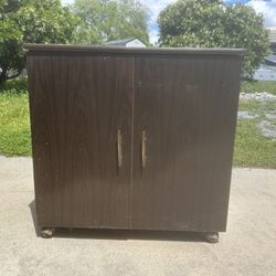 Small Metal Storage Cabinet With Shelf