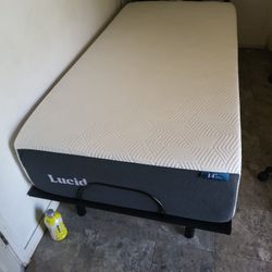 Twin XL Mattress with Adjustable Bed Frame