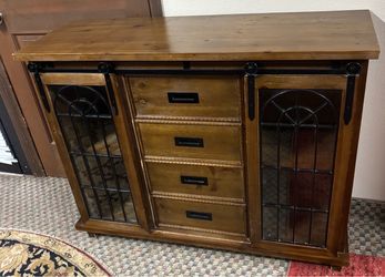 Storage cabinet