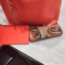 Fossil Tote Bag And 2 Wallet Lot 
