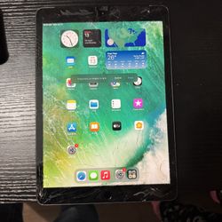 Space Grey Unlocked iPad 