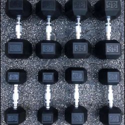 SET OF RUBBER HEX DUMBBELLS (PAIRS OF)  :  15s  20s  30s  35s 
 *   *   *   Will Sell Pairs Individually: 
 5s 10s 25s 40s 45s 50s 55s 60s 65s   Ar