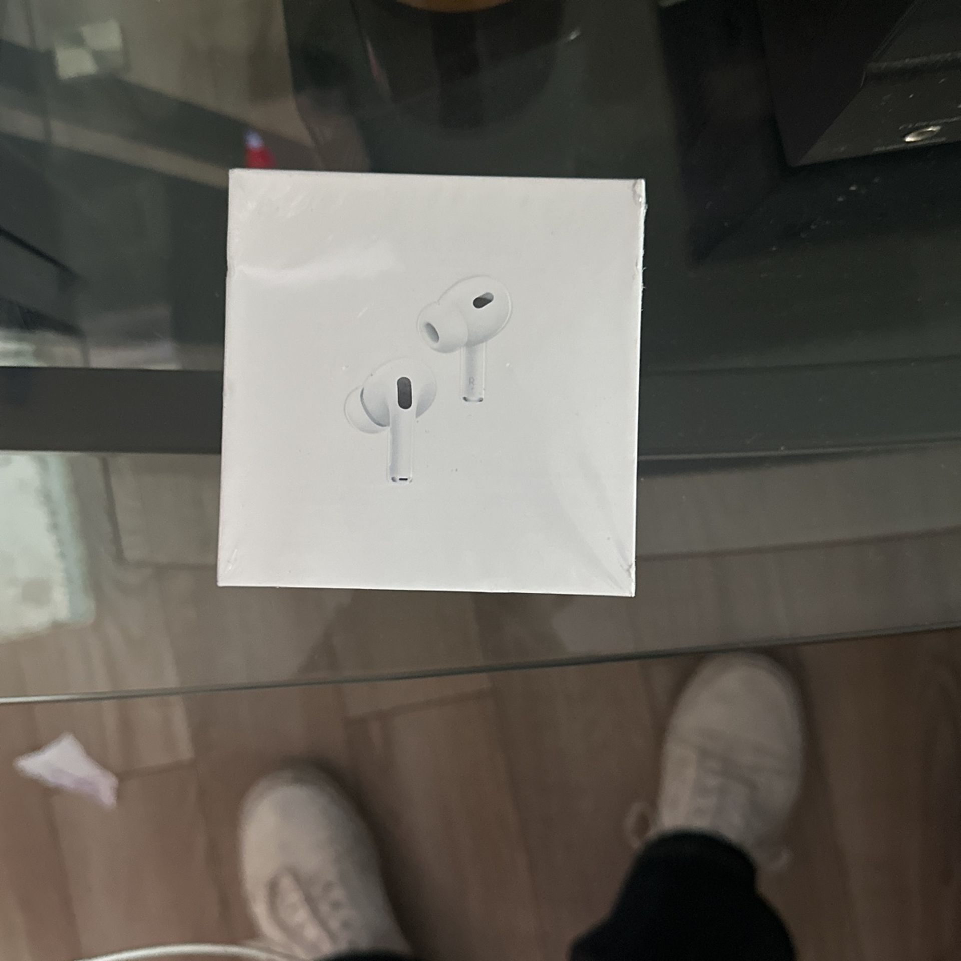 AirPods Gen 2