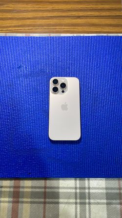 Iphone 16pro desert titanium 128gb unlocked