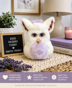 2005 Hasbro Furby Emoto-Tronic White & Lavender - Untested