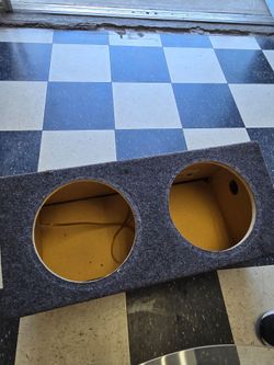 Speaker box for two 10 inch subwoofers