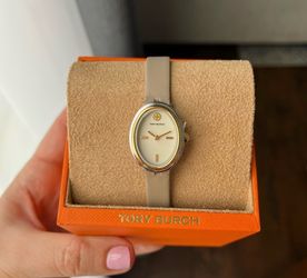 Tory Burch The Oval Gray Watch