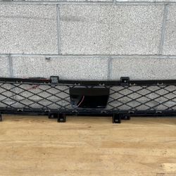 2021-2024 Genesis GV80   Front Bumper Lower Grille  OEM 