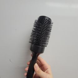 New Brush Free With Any Purchase 