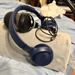 JBL Blu Tooth Headphones 