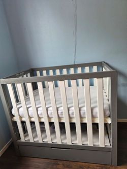 Carter's by DaVinci Colby Mini Crib with Trundle Drawer