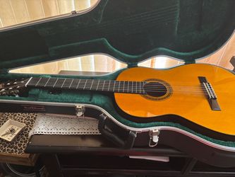 Yamaha guitar