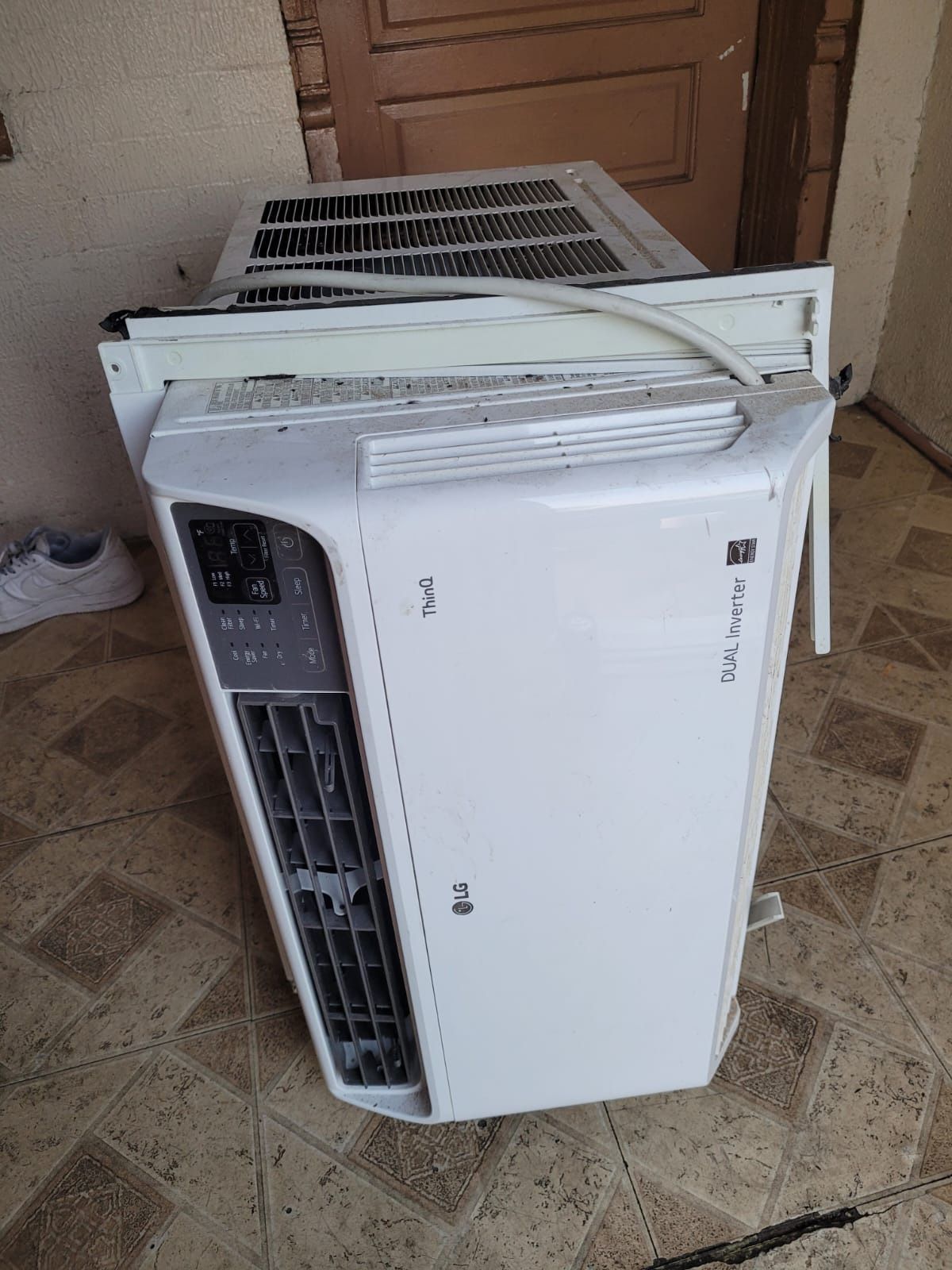 LG AC