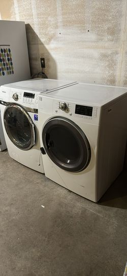 Samsung Washer And Kenmore Dryer Set Read Description