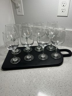 WINE GLASS AND BOARD