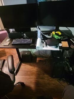 Free sit stand desk
