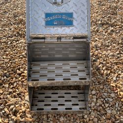 Saddle Box Genuine Merritt 