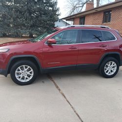 2016 Jeep Cherokee Latitude – Strong V6 • Loaded • Ready to Drive