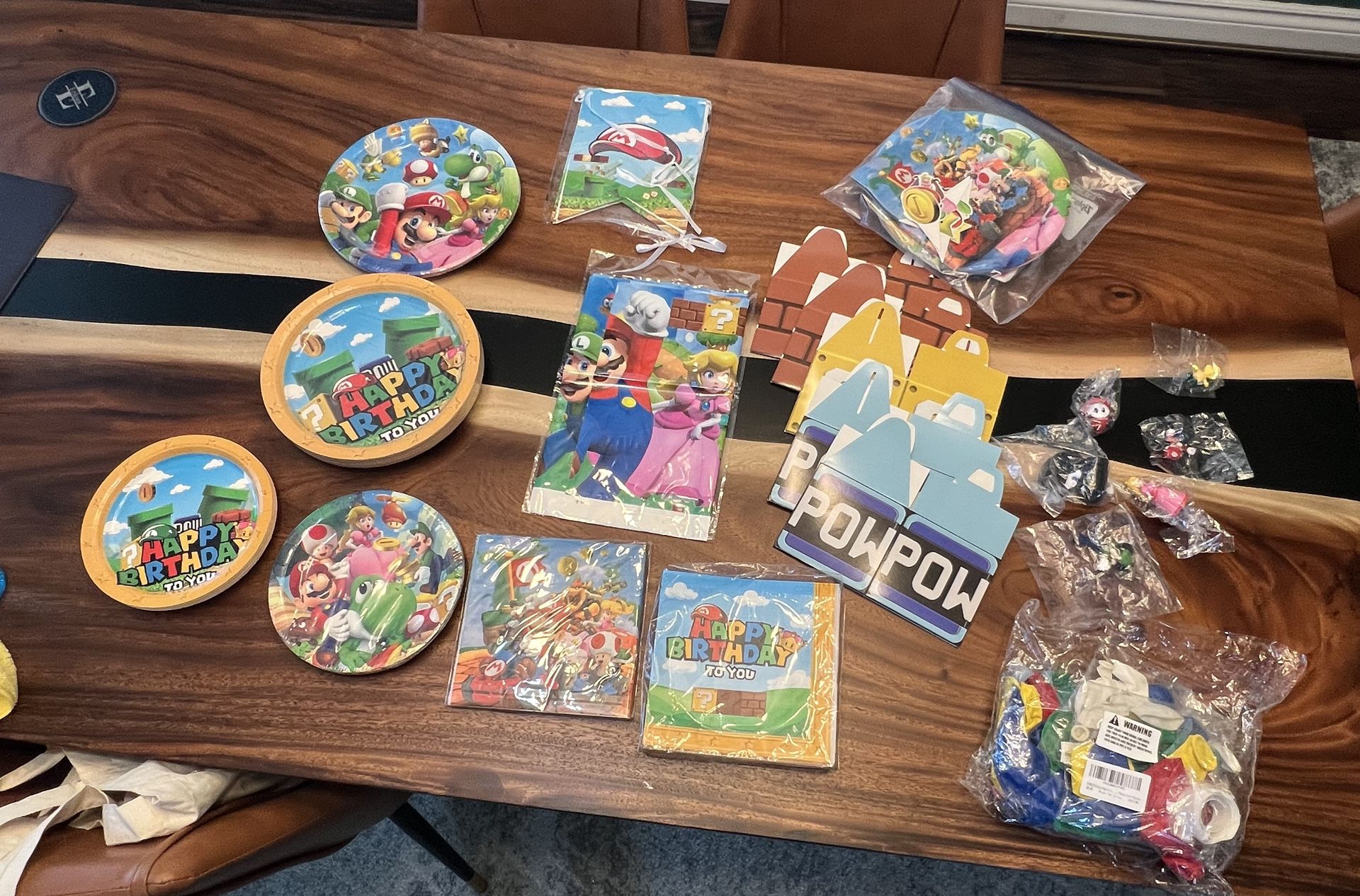 Super Mario Bro. Party Supplies