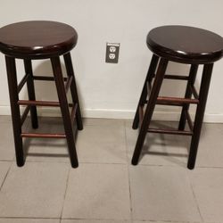 Swivel Bar Stools