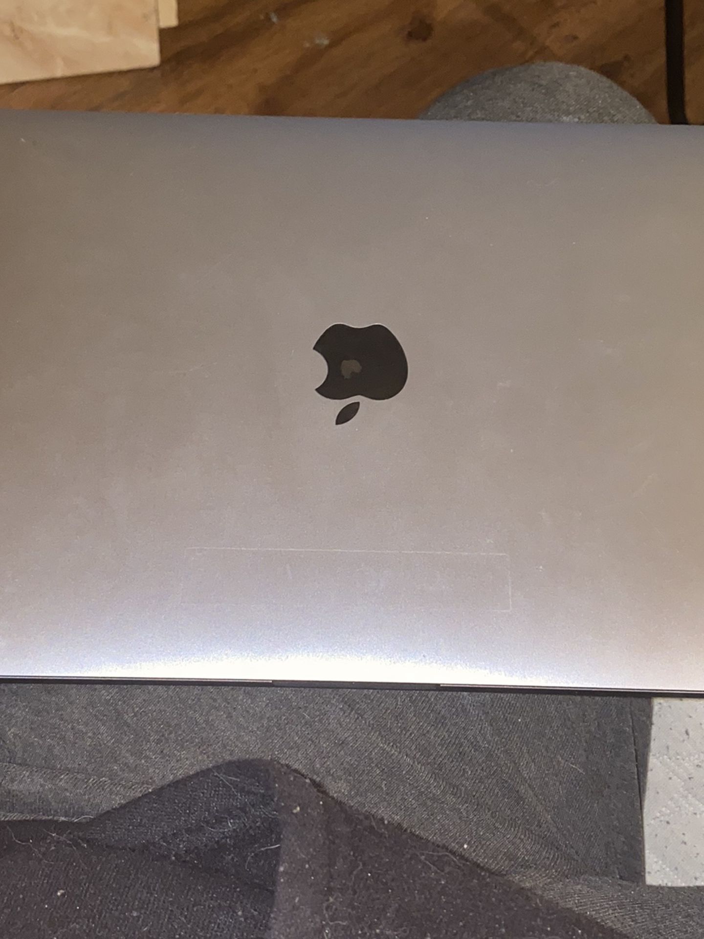 MacBook Pro 2017 For Parts