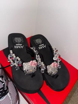 Hello kitty sandals