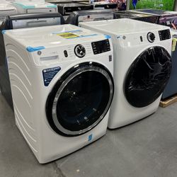 GE Frontload Washer And Dryer Set Brand New