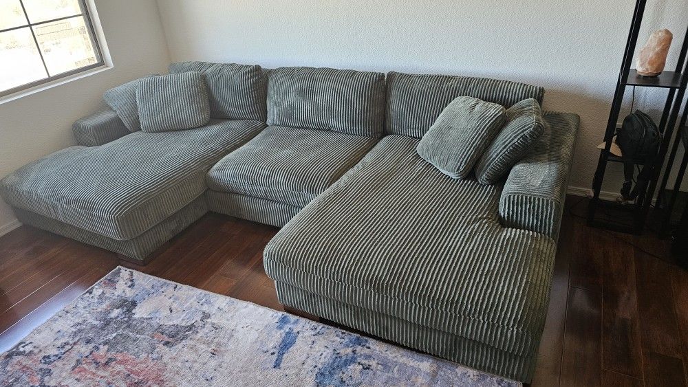 3-piece Upholstered Corduroy Couch