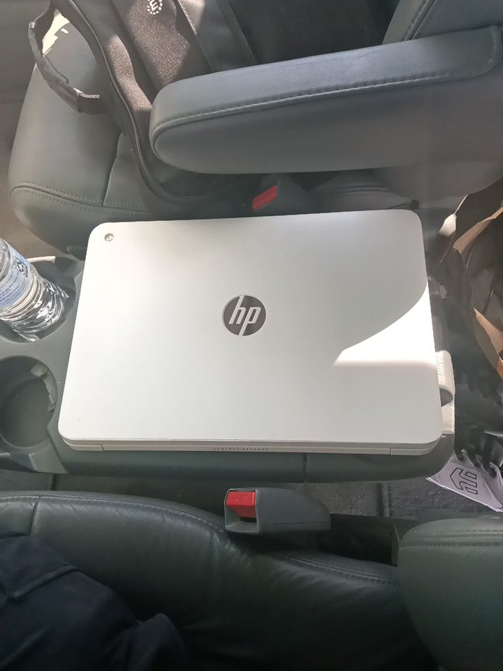 HP Laptop Trade For Iphone