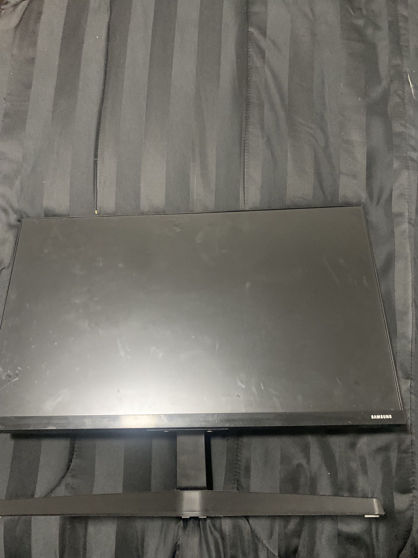 Samsung 24 Inch Monitor 