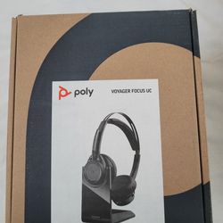 Poly Voyager Focus UC B825 Wireless Bluetooth Stereo Computer Headphones w/Boom Mic...... AUDIFONOS
