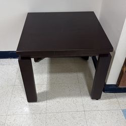 Night stands/Side Tables