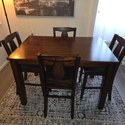 PUB HEIGHT DINING SET