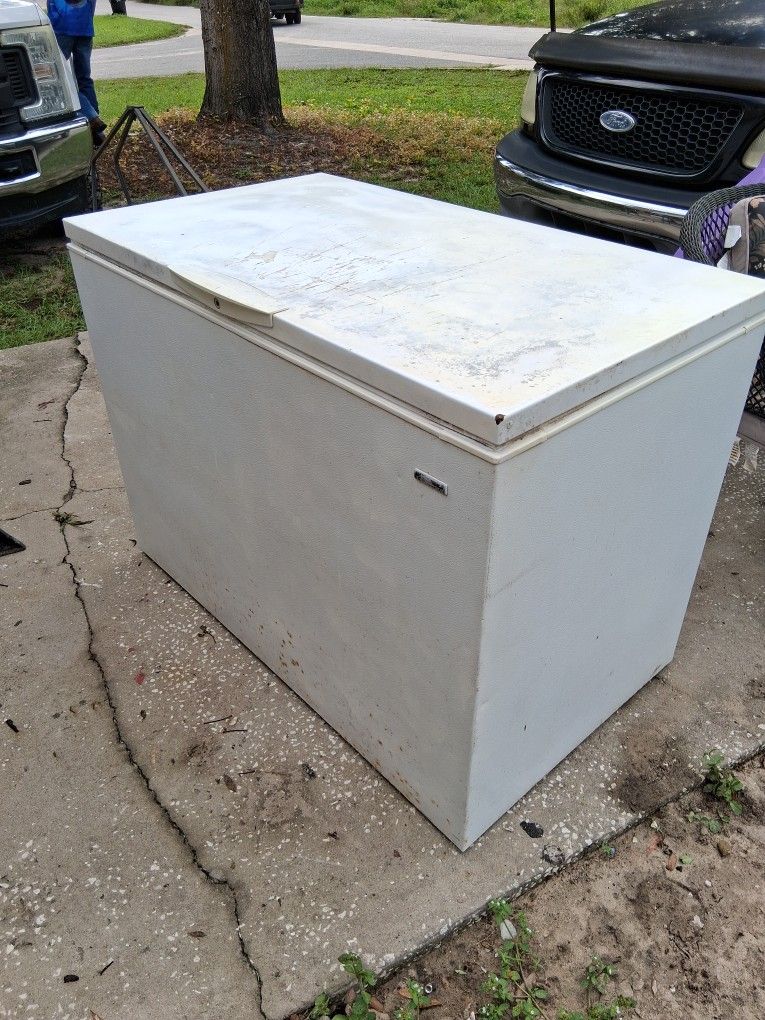 Kenmore Large Freezer Chest