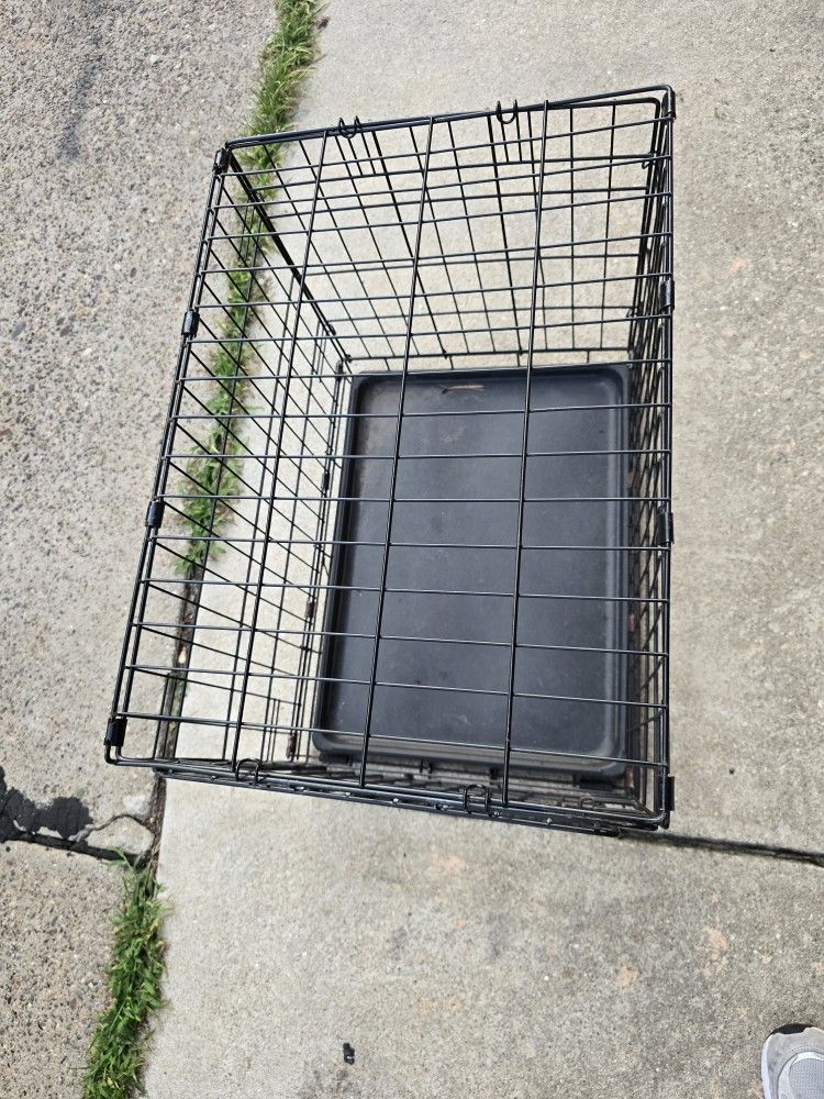 Small Dog Cage  17x19x24
