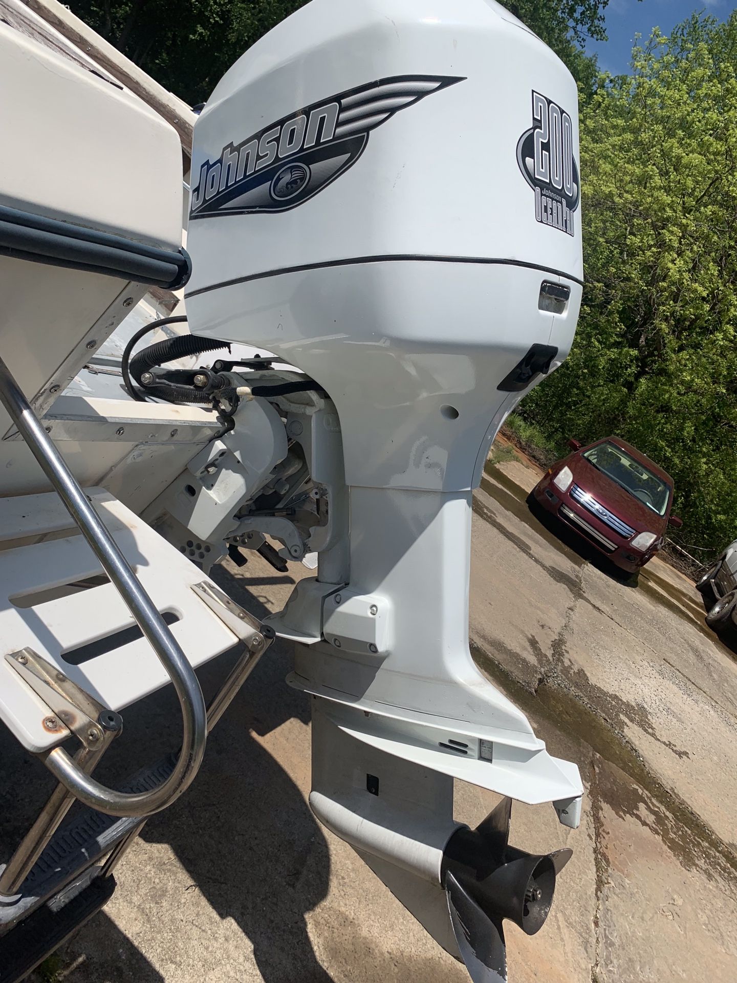 1987 cuddy cabin. Great striper boat comes with lorance fish finder 18