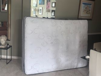 FREE Queen-Size Serta Vantage Mattress