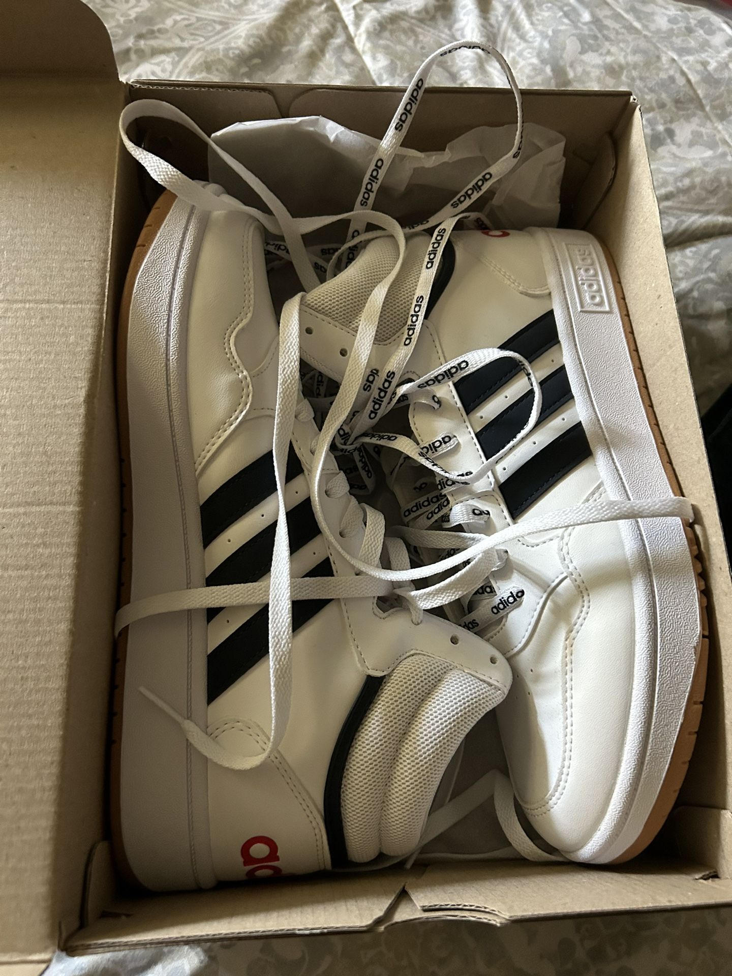 Adidas High Tops Dark Blue Lines 9.5 Men’s