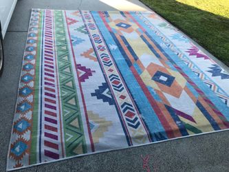 Beautiful ornate rug ruggable