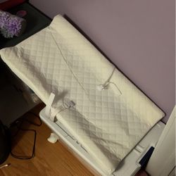 CHANGING TABLE