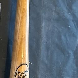 Ken Griffey Junior And Senior Baseball Bat
