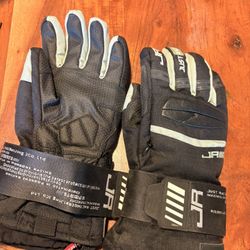 Gloves 