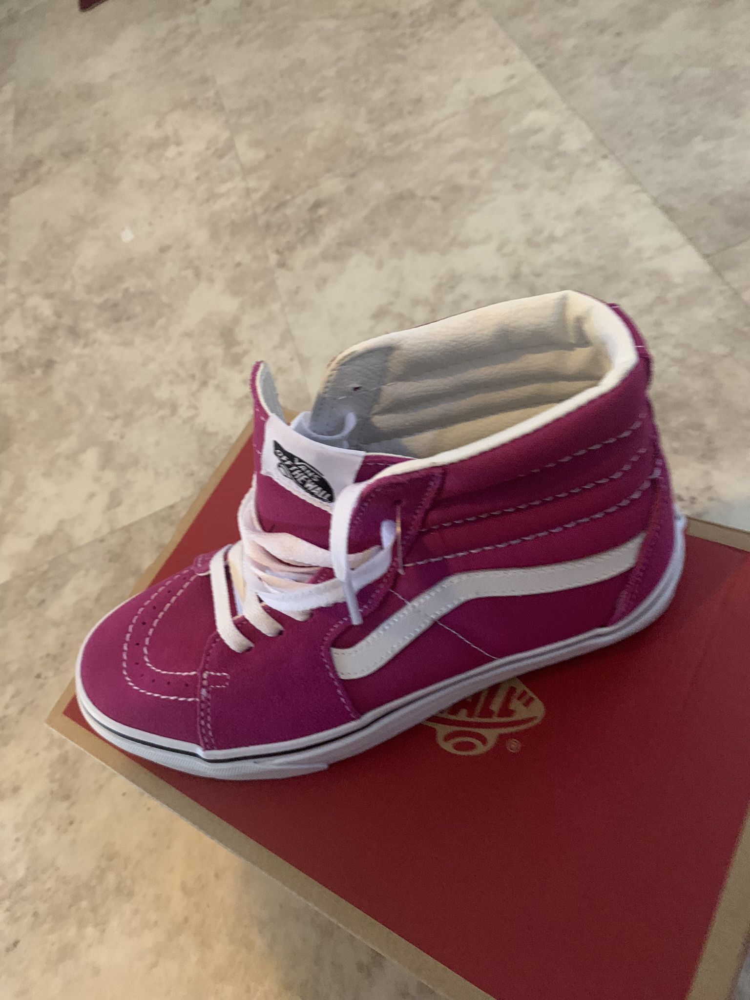 Womens Vans Size 8.5