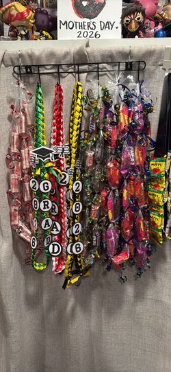 Graduation leis