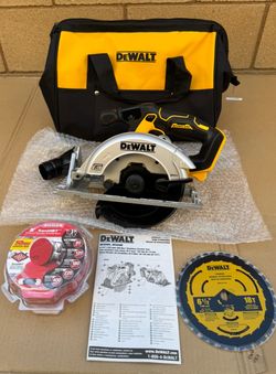 DEWALT 20V MAX 6-1/2 in. Sidewinder Style Circular Saw (Tool Only) AND 5 in.Sand Demon Assorted Discs