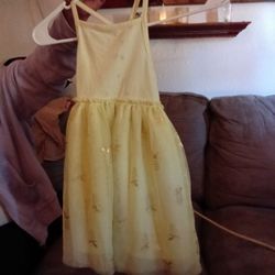 Little girls dresses and outfits size small and medium outfits size 3t 4t 5t
