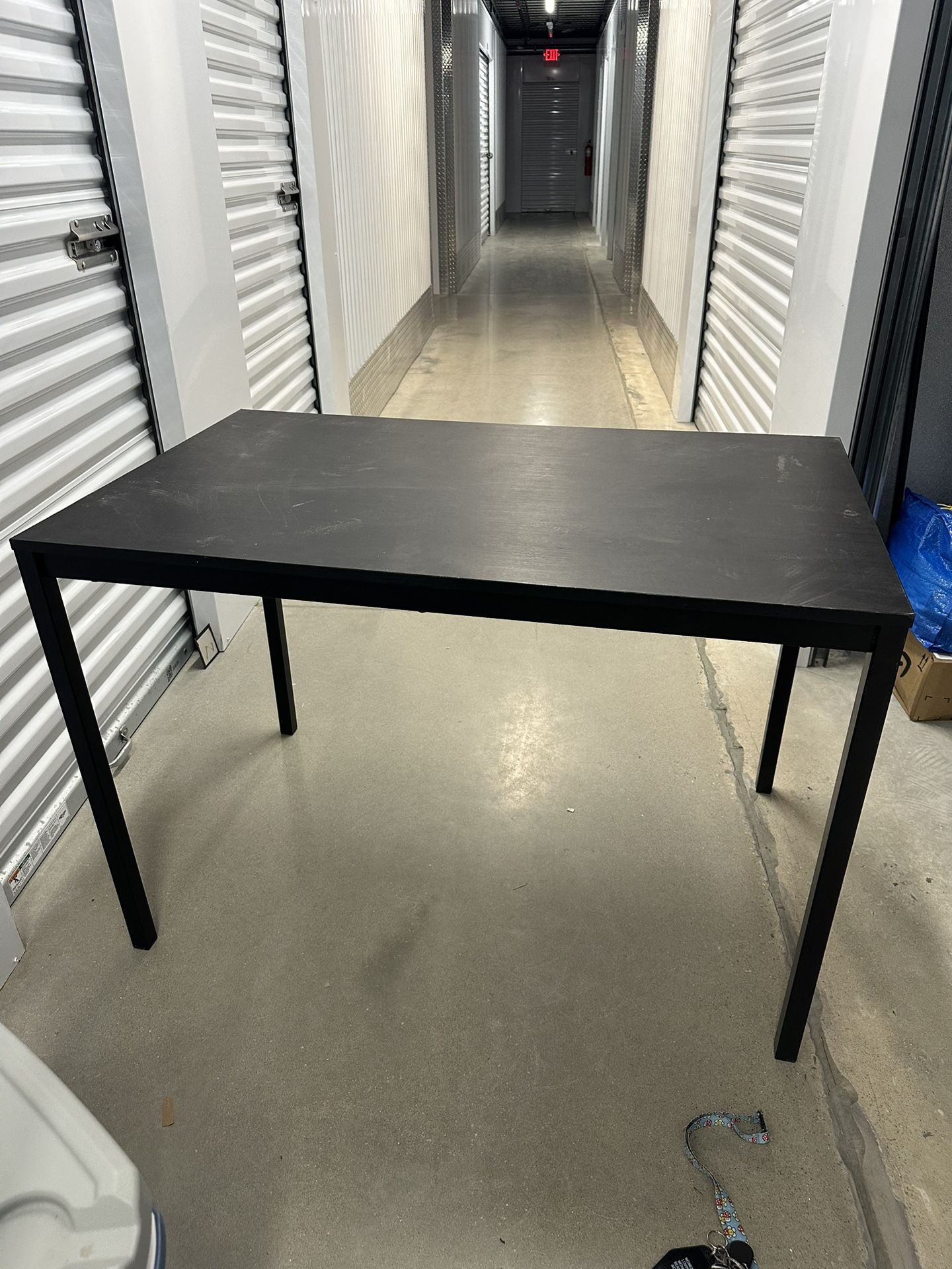 Black dining table + 2 dining chairs